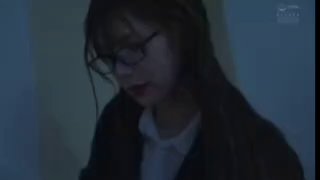 日韩精品一区二区三区中文老婆谈业务连内裤都没穿就被操！在旁边观战刺激【这女的可以约看下面简】